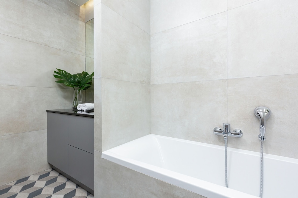 Mennica Residence City Center by Renters