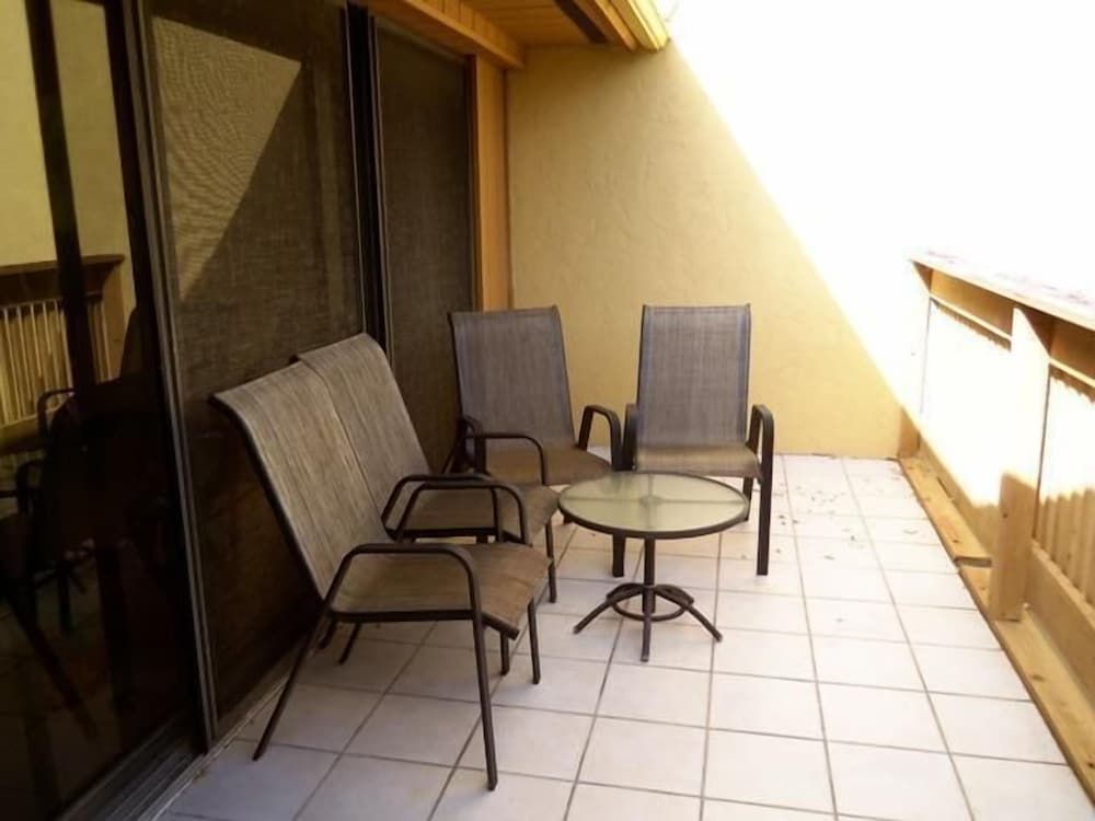 Cove II 431F 2 Bedroom Condo By Midnight Cove II
