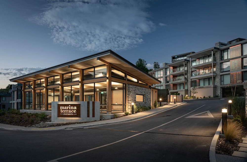 Wanaka Vacations - Marina Terrace Apartments - Property Image 1