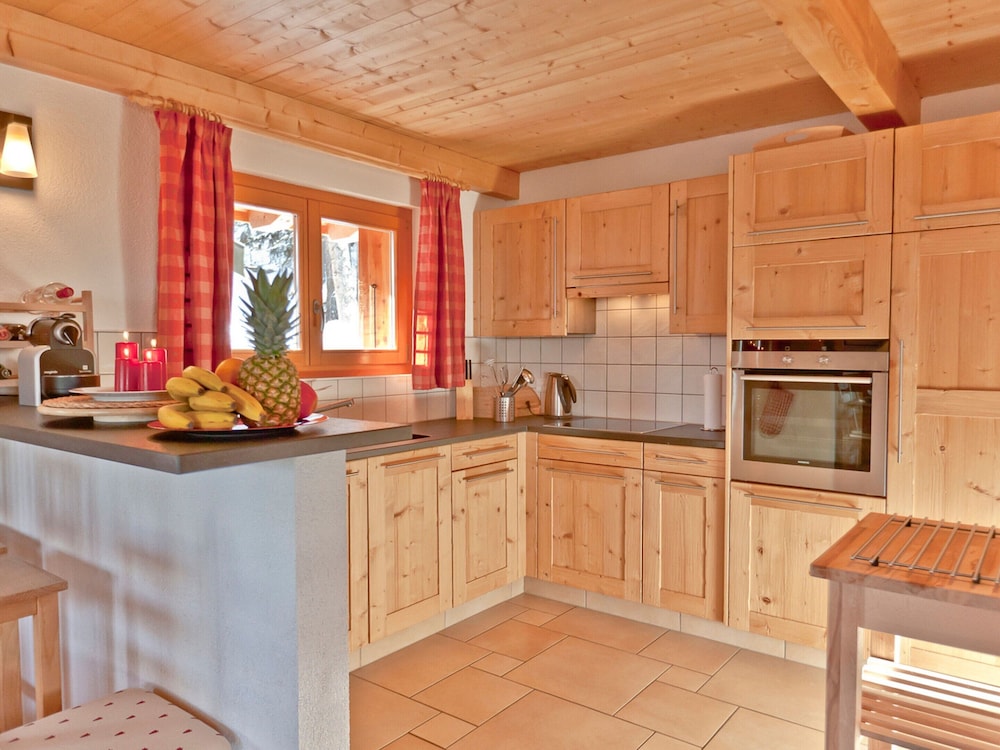 Unique Holiday Home in Vex With Sauna