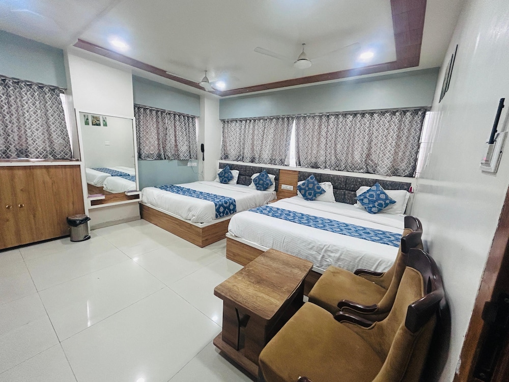 Hotel Dev Palace