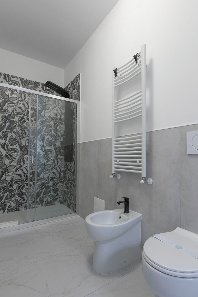 AMINA Guest House
