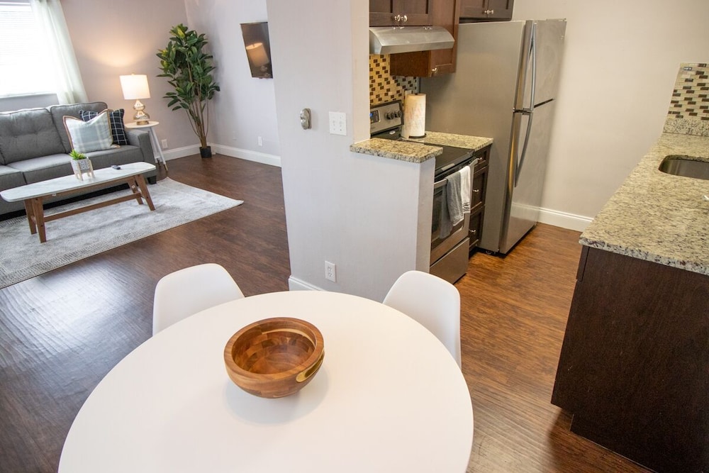 The Victor Apartments by Lowk view 5