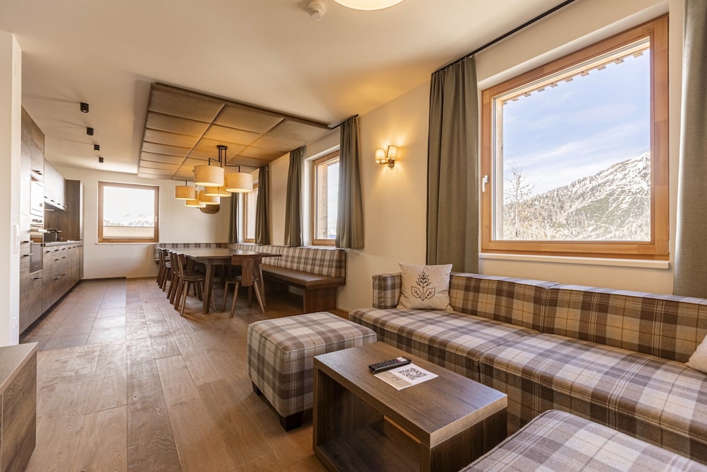 Superior Lodge With Finnish Sauna