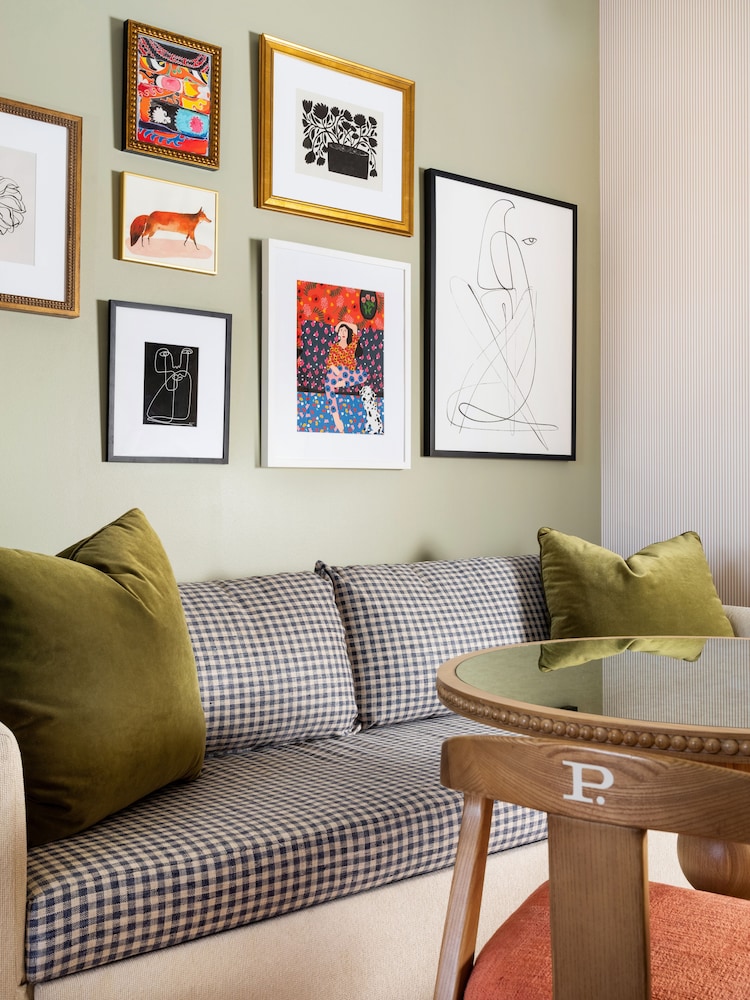 Palihouse Hyde Park Village 31