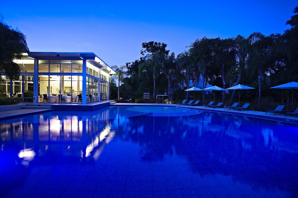 Bahia Principe Vacation Rentals - Four-Bedroom House