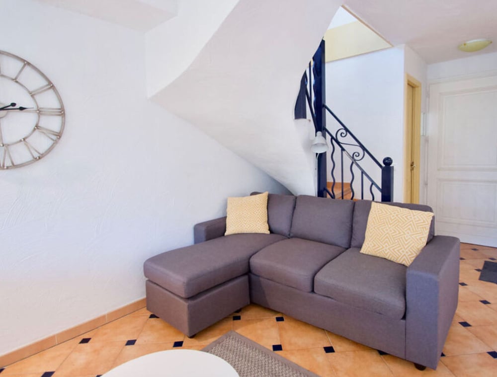 Maison Anna Comfortable Holiday Residence