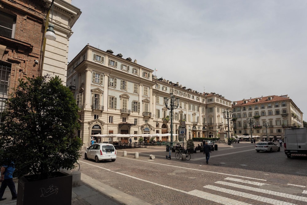 Turin Central Loft Carignano