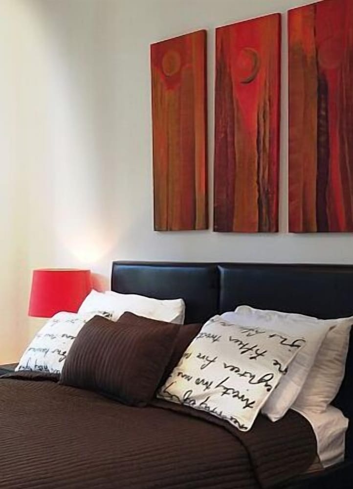 Instyle Residences at Seahorse Ranch Villa 118