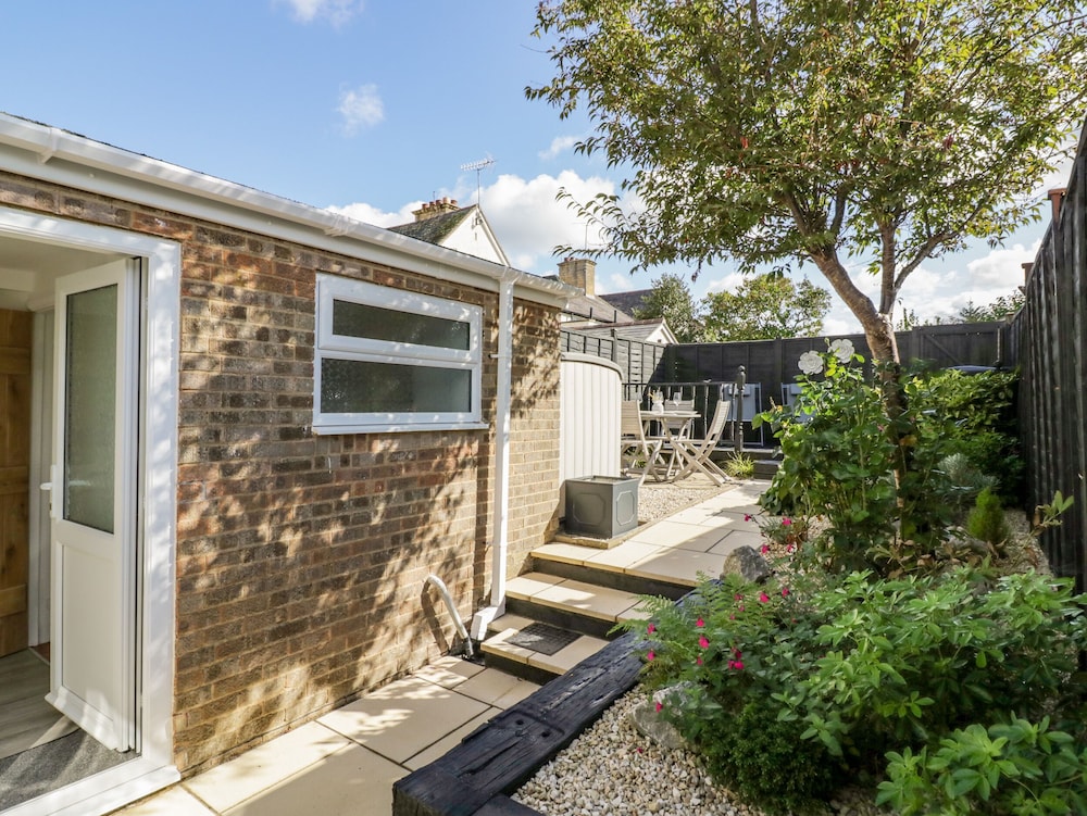 Blossom Cottage