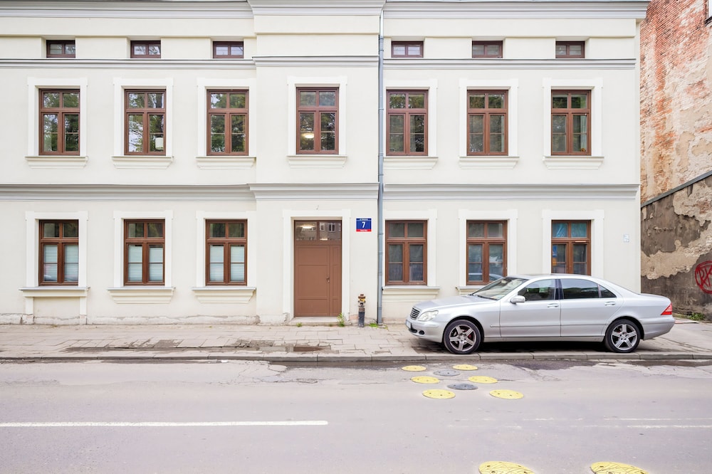 Apartament Pełen Barw by Renters view 4