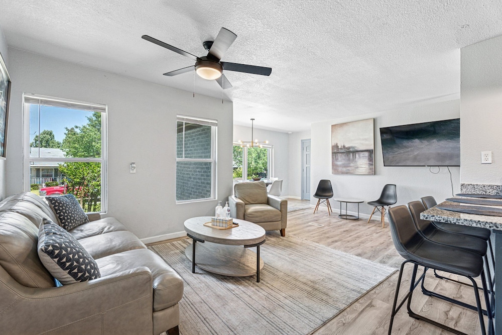 OKC 6BR Pet-friendly Near Penn Square 60