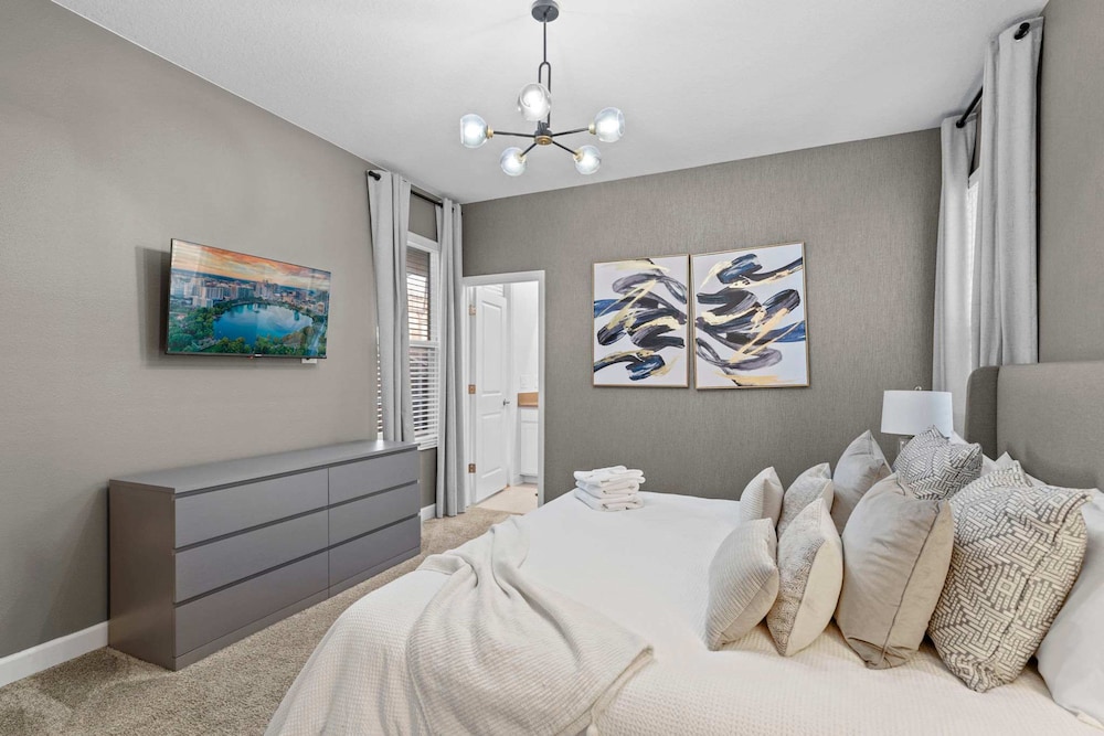 Luxury and Fun 5bed a Destination Itself