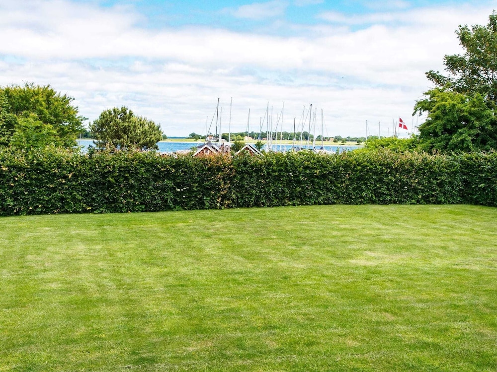 10 Person Holiday Home in Juelsminde view 2