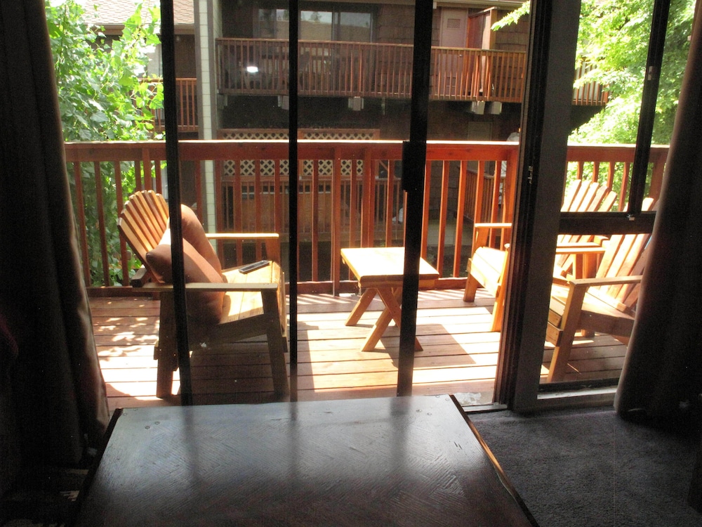 Snow Summit Townhouse Rentals & Sales