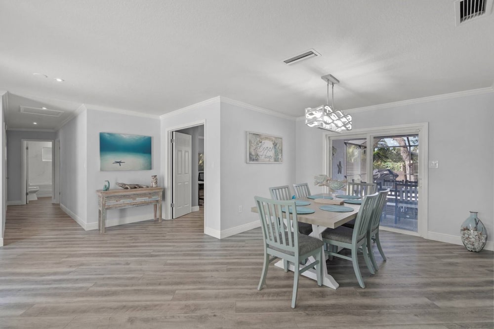 Silver Palm Retreat