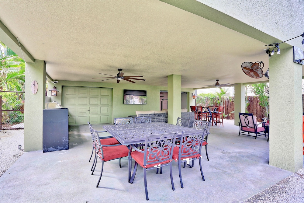 Jade Beach Retreat