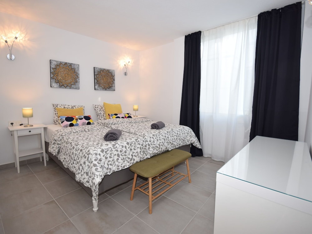 Comfortable Apartment Near the Beach of Los Cristianos