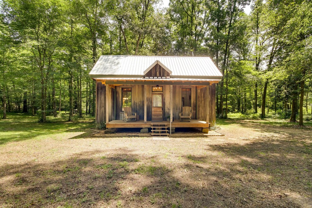 McComb Vacations - Historic Vacation Rental in Mccomb w/ River Access - Property Image 3