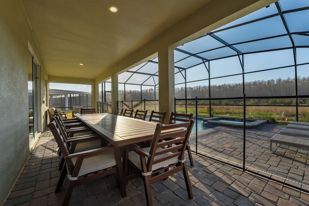 Awesome 8BR Villa Pool Theater Arcade