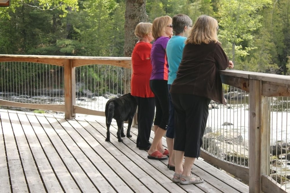 Sunny Rock B&B Haliburton