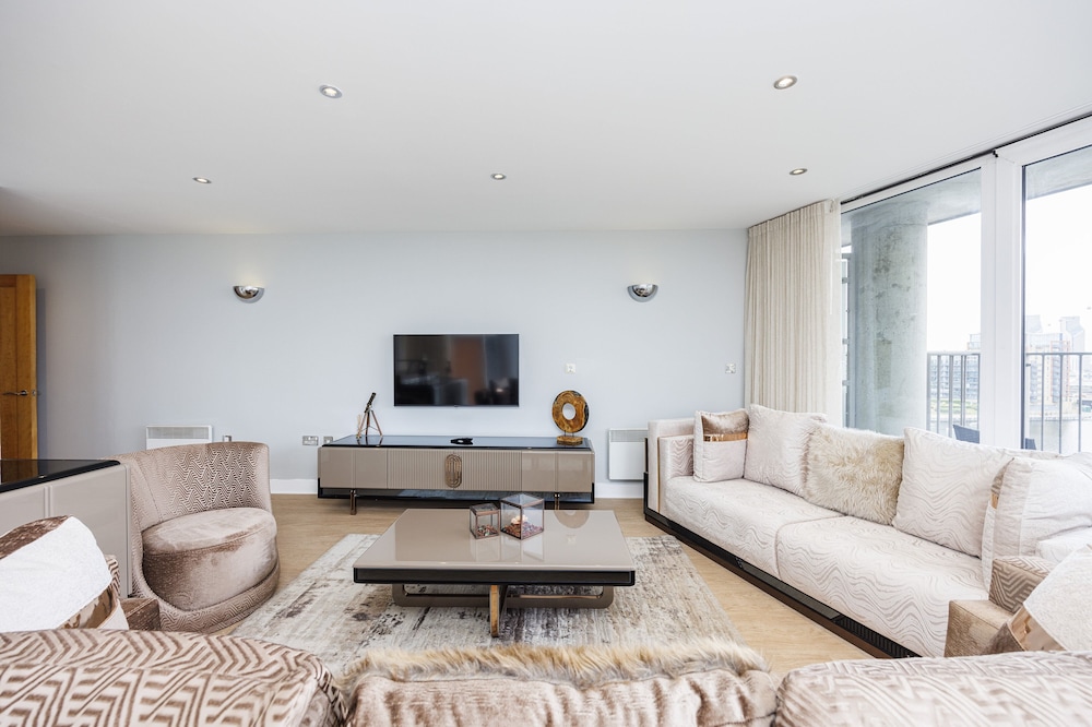 The Nest - Austin David Apartments