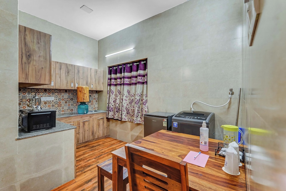 Season4 Residences 1-BHK furnished appt