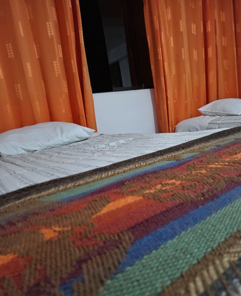Hostal sinchiroca machupicchu view 4
