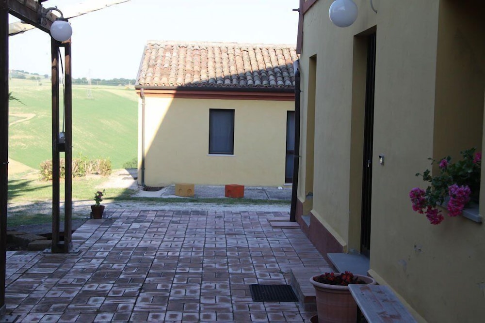 Photo 38
