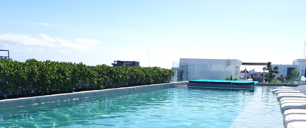 Anah Suites - Las Flores Properties