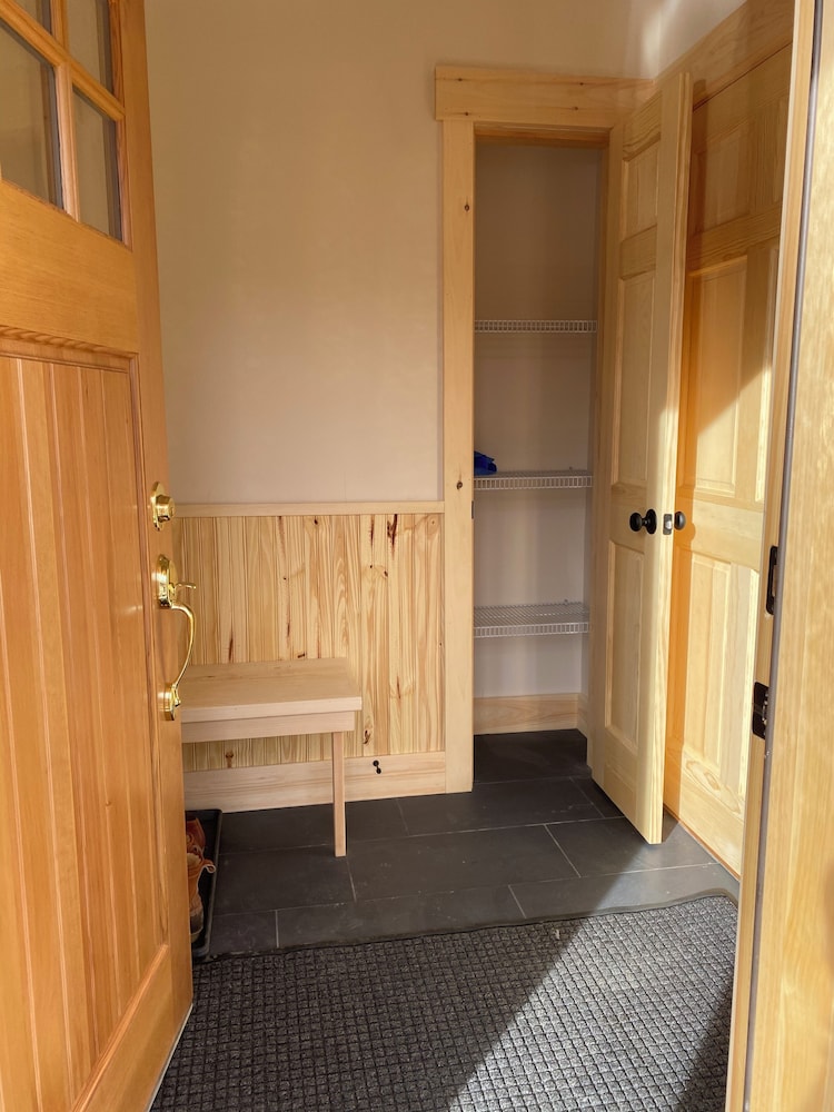 Spacious Sugarloaf Condo