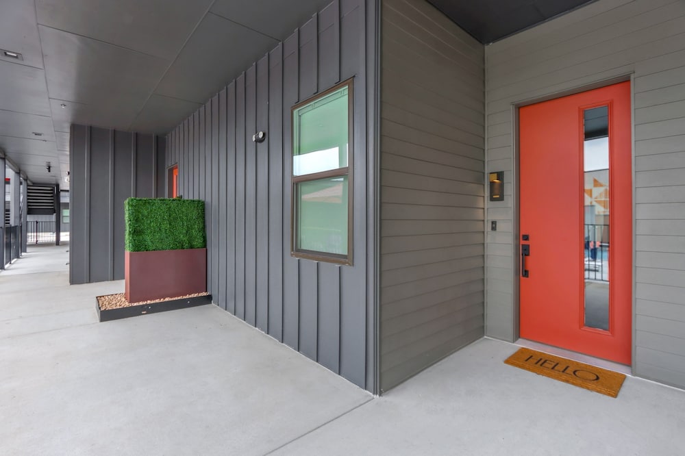 Luxury Resort-style Living Centrally Located