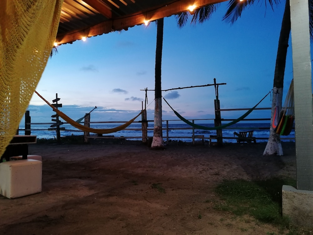 Hostal Rudy's Beach view 4