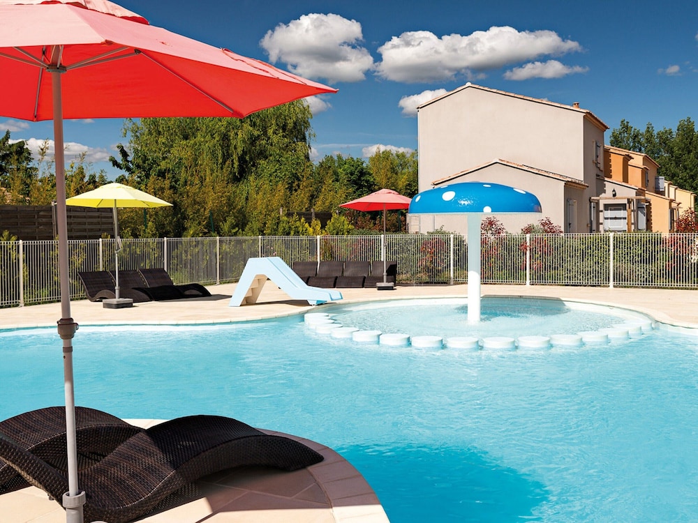 Charming Stay Near Sorgue photo 3