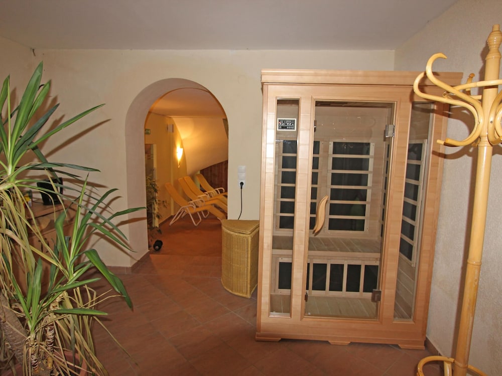 Quaint Apartment in Langenfeld