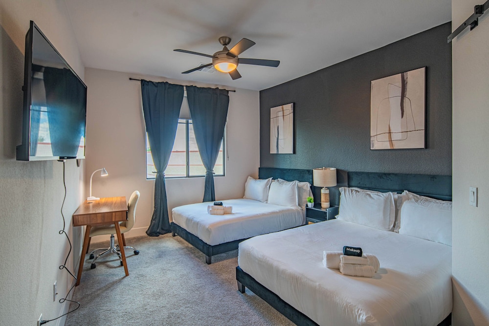 ROVE LIVING/KB - Scottsdale Grand