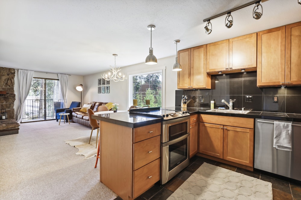Colorado Condo ~ 3 Mi to Winter Park Resort!