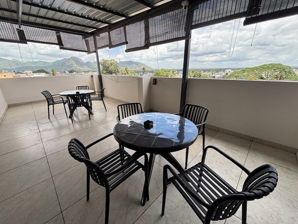 Reva Suites