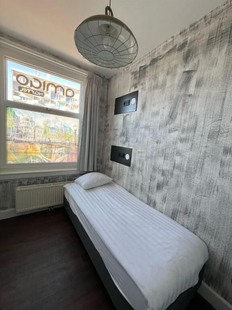 Amigo Hotel - Hostel