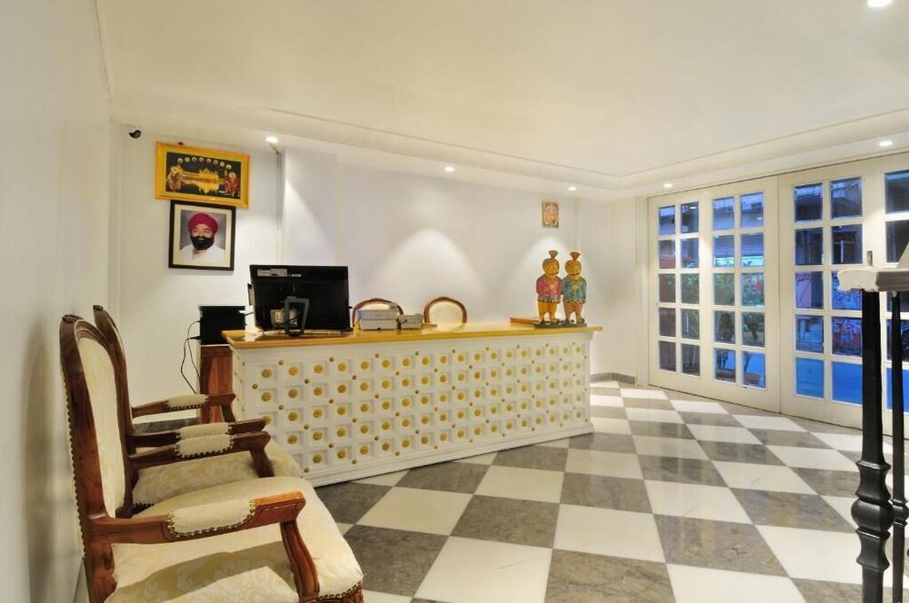 The Pinky Villa Heritage Boutique Suites
