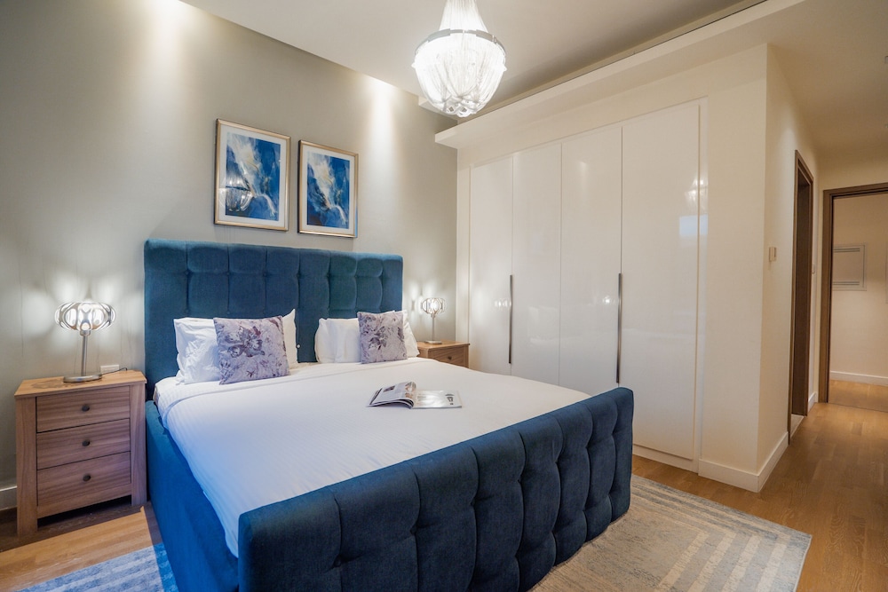 Nasma Luxury Stays - City Walk