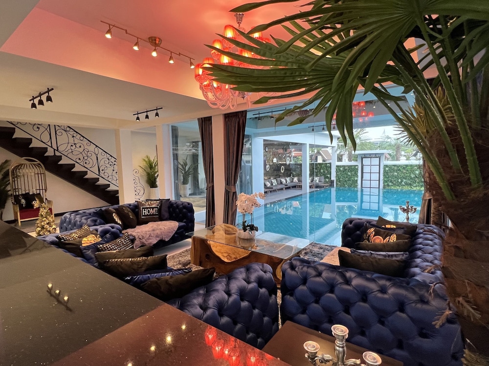 Premium Pool Villas Pattaya