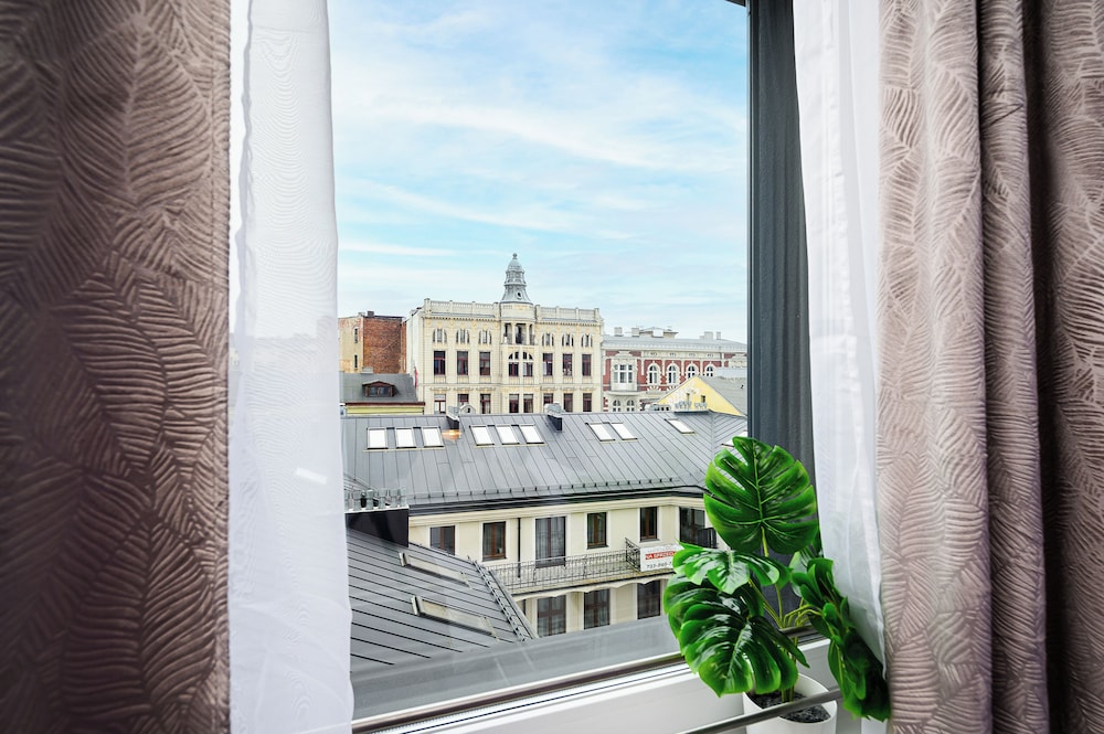 Lumina luxury apart with beautiful view