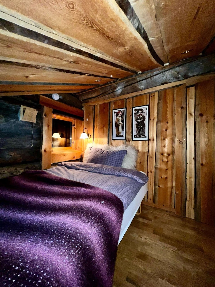 Aurora Bliss Cabin Retreat