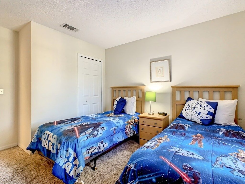 3br Townhome At Emerald Resort Near Disney 3 Bedroom Townhouse