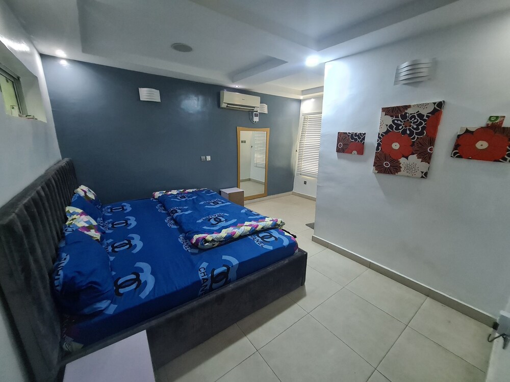 Photo 6