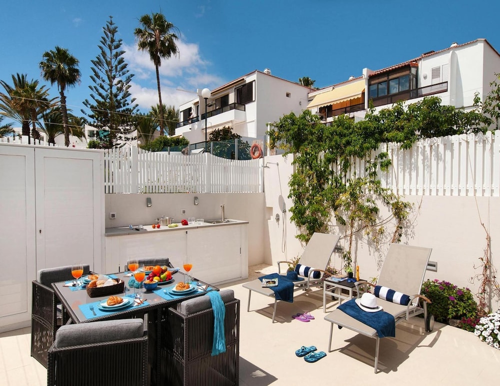 Holiday Flat With sea View in Maspalomas