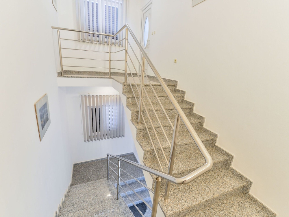 Apartment on Vir Island Near Sandy Beaches
