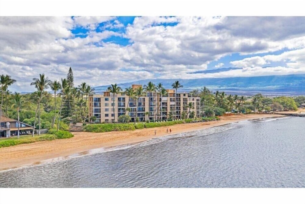 Kihei Beach, #210 2 Bedroom Condo