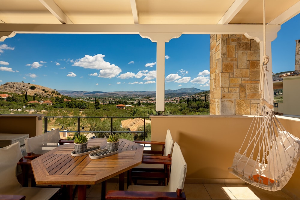 Anthemion Suites & Villas